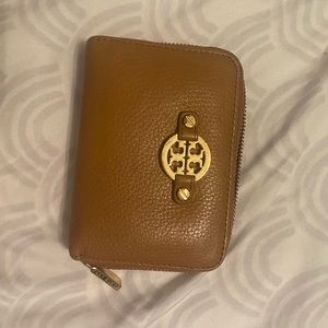 Small Tory Burch wallet